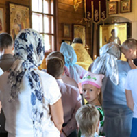 Молебен учащимся в Никольском храме деревни Юдино